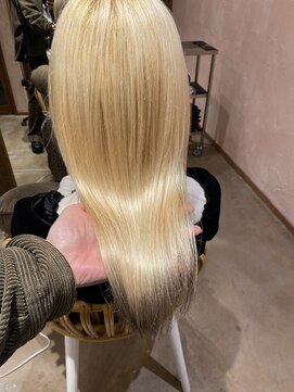 ベベ バイ モップス(be'be' by MOPS) ブリーチ抜きっぱなし×髪質改善