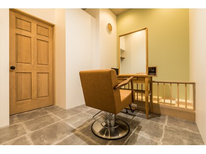 半個室型美容室 Sourire 福岡別府店 【スーリール】【4月9日 OPEN(予定)】の写真