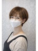 後頭部がきれいに見えるショートスタイル