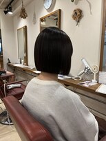モップス 能見台店(MOPS) 前下がりパッツリボブ