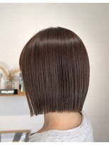 タイト(tyto) 多毛でもまとまるタッセルボブ【tyto hair&eyelash】