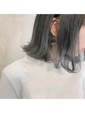 ミント(mint) 切りっぱなしボブ×暗髪グレー♪
