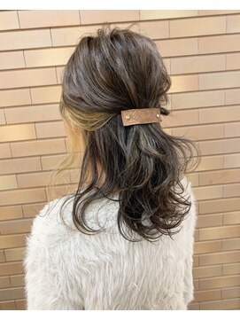 シュエット(Chouette) バレッタでラフアレンジ