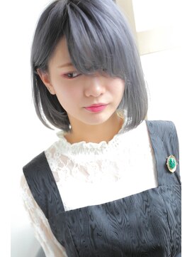 アクティフ(actif) シルバーアッシュボブ