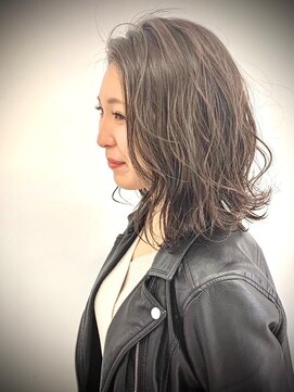 トゥエンティ(twenty) 大人カジュアルボブ