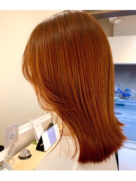 ネウィ 京橋(newi) 【uta*_girls】　ｙｏｋｏ　オレンジヘア　切りっぱなし　ロブ