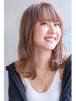 ケイト(kate)&nbsp;【kate】大宮　くすみベージュ×レイヤーミディ