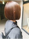 肩につかないボブベージュブラウン