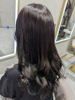 ニーナ ビューティーサロン(NINA Beauty Salon) ナチュラルロングヘア#プラチナヘア