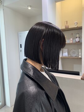 ウユ(uyu) 切りっぱなしボブ