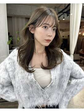 インビテーション(invitation) 大人かわいいくびれヘア前髪カット顔周りカットおくれ毛