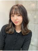 グレージュミディアムレイヤーくびレイヤー 20代30代40代50代
