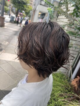 エマ(EMMA) ハンサムショート×ニュアンスパーマ 【EMMA/浜町】 yui