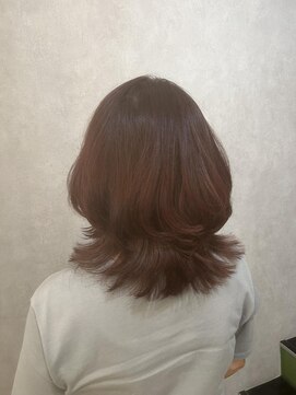 ウィスプ 赤羽店(wisp) 外ハネくびれミディ