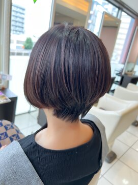 エムタニグチブランシェ(M.TANIGUCHI Branche') 大人ショートボブ