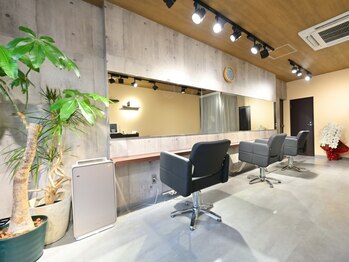 ヨキ ヘアサロン 北綾瀬(YOKI hair salon)の写真/【完全マンツーマン施術】経験豊富なスタイリスト達がマンツーマンで施術！プライベート空間をご提供。