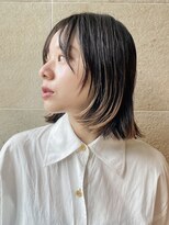 ビュートリアム265(BEAUTRIUM 265) ミディアム切りっぱなしボブ/顔周りレイヤー/裾カラーブリーチ