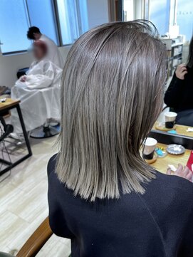 エツニイル(etsuniiru) 切りっぱなしグレージュ