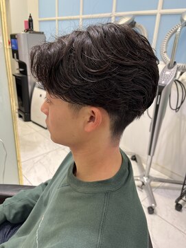 六本木美容室 白金店 ニュアンスパーマセンターパート