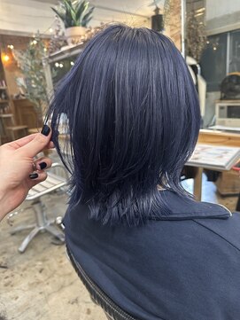 ウィークエンド(WEEKEND) ネイビーブルー【カット+Wカラー+TR23900円】