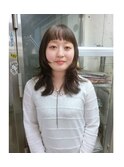 ハイレイヤーハッシュカットオン眉ウルフカットシャギーレイヤー
