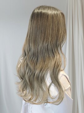 ヴァンス(Vance.) イルミナカラー(フォレスト)