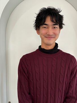 ルッツ(Lutz) ラフなざっくりパーマ