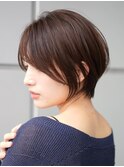 横浜西口切りっぱなしミニボブショートレイヤー前下がり前髪なし