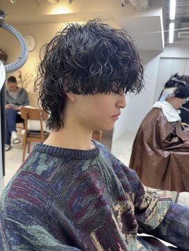 キャンバス バイ ネオリーブ 横浜西口(Canvas by neo.) 横浜★マッシュウルフのスパイラルパーマ