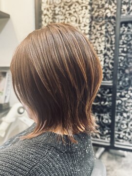 大人美人くびれヘア結べるレイヤーカット