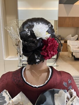 メリーボブ(merry bob) 成人式ヘアセット　リボン×カチモリ