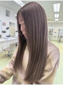 柔らかいベージュ