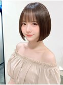 ミニボブ前髪あり前下がりボブ丸みボブブリーチなしカラー