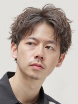 フィフス 天神大名(fifth)&nbsp;天神アクティブショートパーマフェザーパーマ短めセンターパート