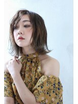 アンスール(Un Seul)&nbsp;アッシュグレージュ　外ハネ　モード