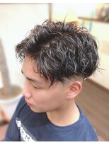 ヘアリゾート リビラ(Hair Resort Revilla) ハイライトスパイラル