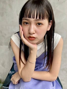 クリーム(CREAM) ストレートロングとパラパラ前髪♪