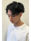 【イツモノトコロ】ツイストスパイラルパーマ×センターパート