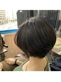 ショートボブ