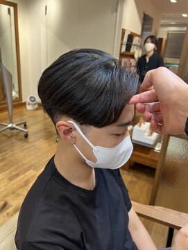 エクリ 麻布十番(equri) ニュアンスセンターパート