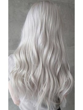 アモル 高田馬場店(Amor) ホワイトカラー スーパーハイトーン