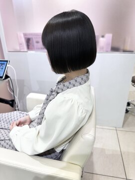 ユーフォリア 新宿店(Euphoria) 20代30代大人可愛い★小顔ボブ丸みショートウルフカット