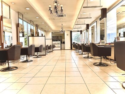 ヴァン カウンシル 川中島店(VAN COUNCIL)の写真