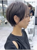 美髪シアーカラーピンクブラウンショートカット切りっぱなしボブ