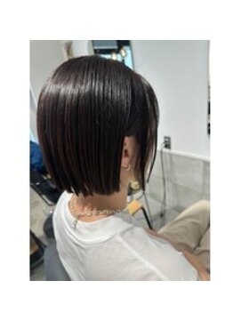 グラスバイネオリーブ 大倉山駅前店(grace by neolive) 大倉山/切りっぱなしボブ