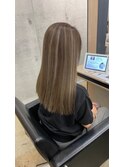 ミルクティーベージュハイライトカラー白髪ぼかしハイライト