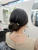 美容室 トゥッカ(tukka)&nbsp;外国人風シンプルおだんご。