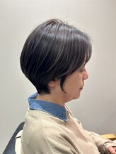 【癖を抑えて理想を叶える】花橋の「縮毛矯正×ショート」で、膨らみを抑えた憧れのコンパクトヘア