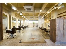 コーディアルヘア 白川本店(Cordial hair)の雰囲気（アットホームで落ち着いた店内【北白川 美容室 cordial】）