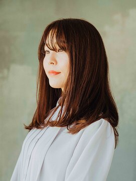 ナウラ(Naurra) サラサラワンカールロング